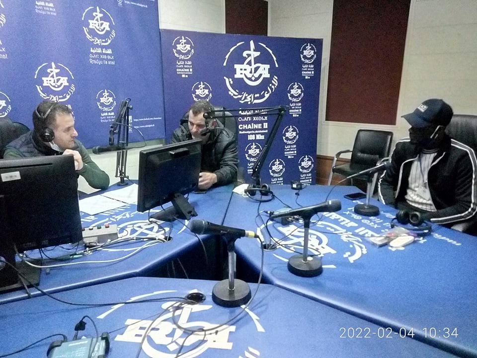 l’émission « TASⴴUNT NEDDABAX UḌAR » du 04/02/2022