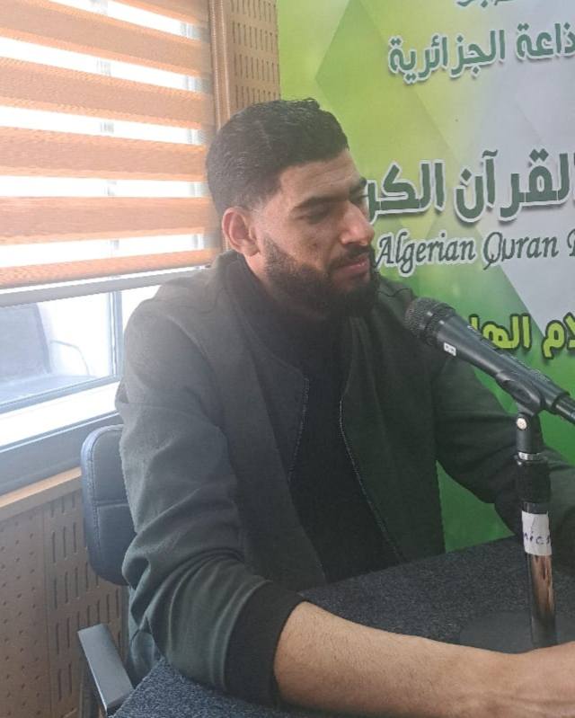 الشاعر يوسف مشتة