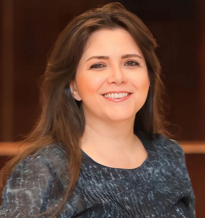الناقدة لما طيارة