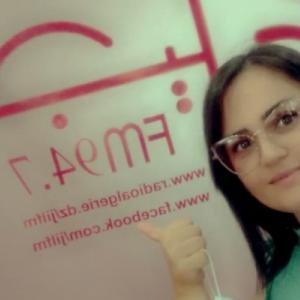 amira rabia team weekend