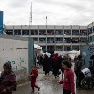 El ejército sionista apunta las instalaciones y las escuelas de la UNRWA en Gaza