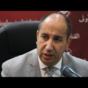 Preview image for the video "الخبير في القضايا الاقتصادية الدكتورهواري تيغرسي".