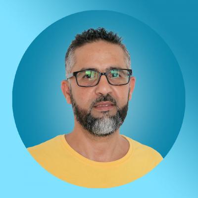 الأستاذ كمال تواتي