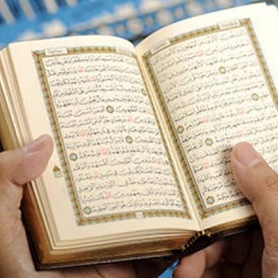 كيف يكون المسلم مع القرآن في شهر رمضان ربورتاج