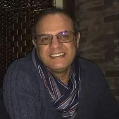 البروفيسور اليمين بن تومي