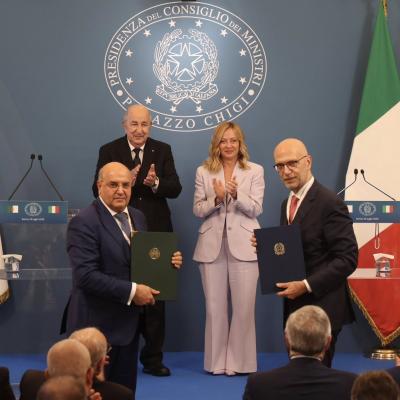 الجزائر أيطاليا