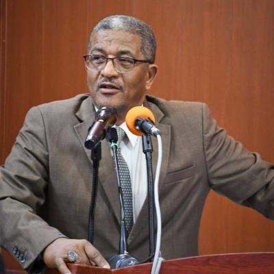 البروفيسور مبخوت بودواية