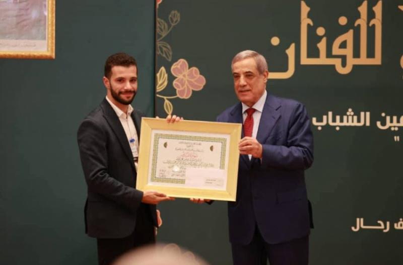 المخرج فخر الدين لونيس المخرج فخر الدين لونيس