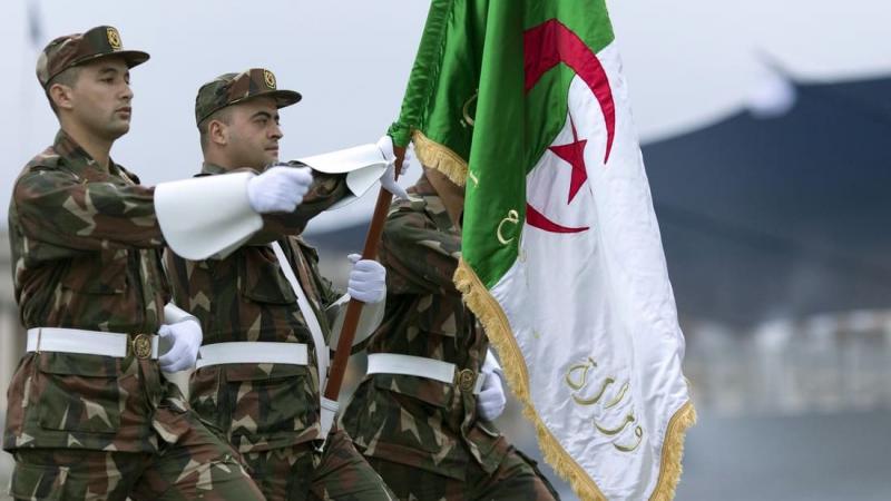 الجيش الجزائري الجيش الجزائري