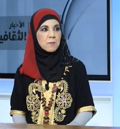 الشاعرة مي غول